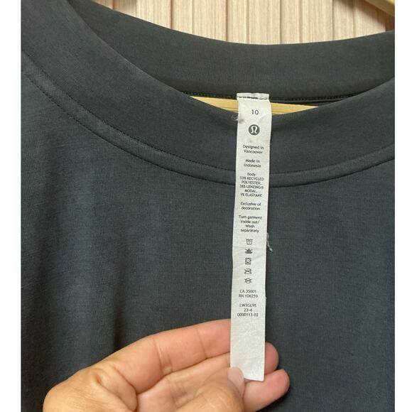 Lululemon Women's Crewneck Pullover Sweatshirt Gray Size 10 - Picture 4 of 4